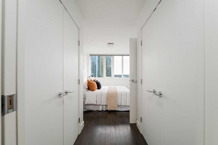 1703 1325 Rolston Street Vancouver, BC - 12