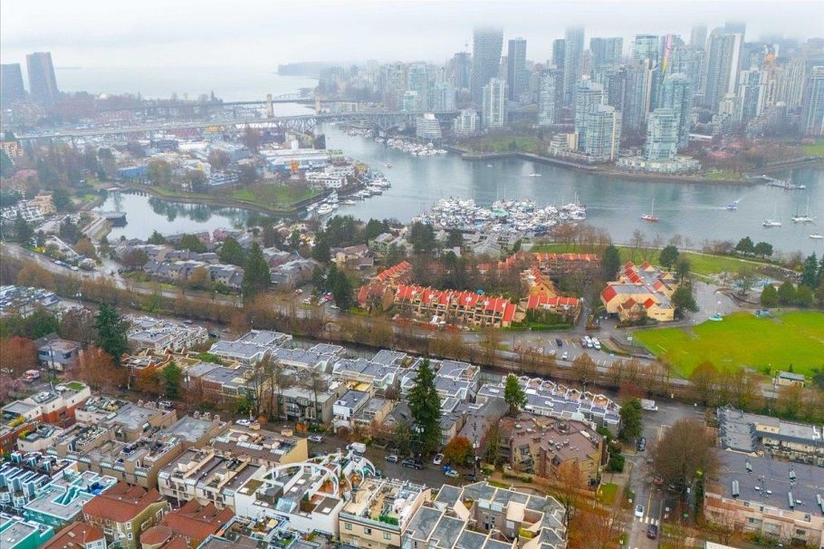 101 1005 W 7th Avenue Vancouver, BC - 23