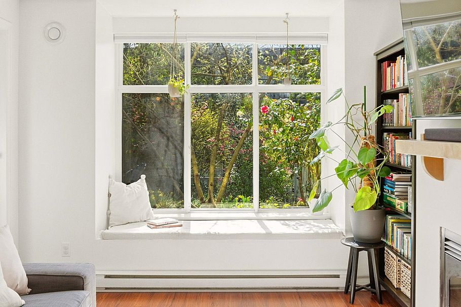 113 1111 Lynn Valley Road North Vancouver, BC - 10