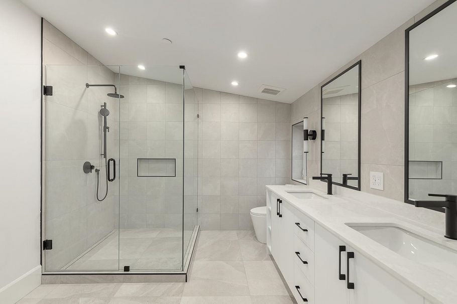 855 E 19th Avenue Vancouver, BC - 13