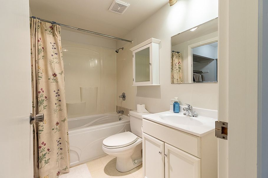 304 4345 Grange Street Burnaby, BC - 9