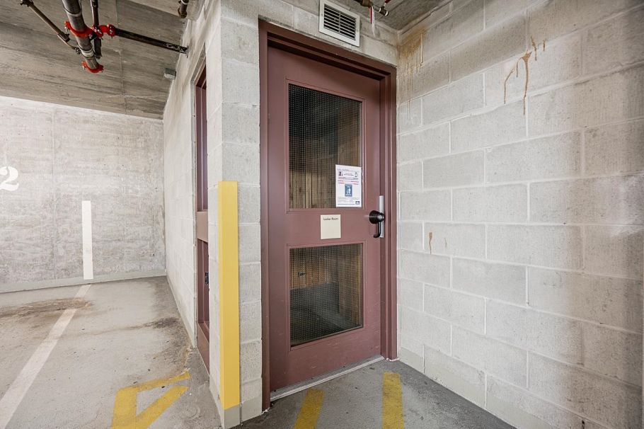 906 3438 Vanness Avenue Vancouver, BC - 32