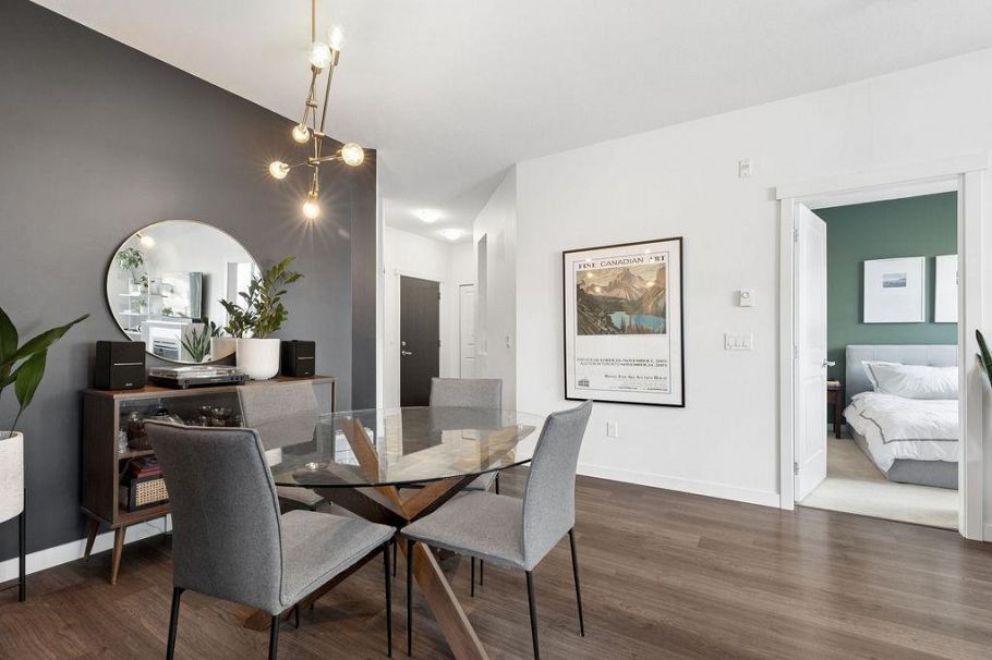 207 217 W 8th Street North Vancouver, BC - 15