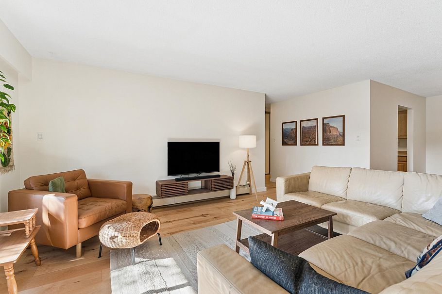 211 1385 Draycott Road North Vancouver, BC - 5