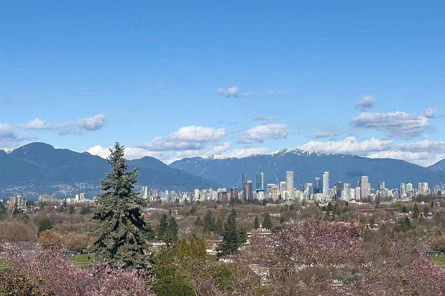 3191 W 23rd Avenue Vancouver, BC - 2