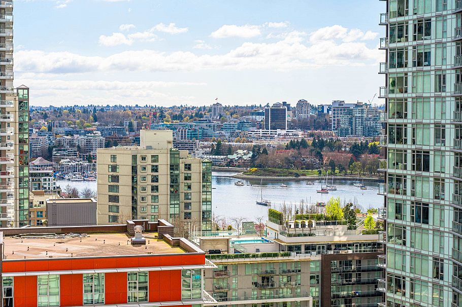1703 1325 Rolston Street Vancouver, BC - 20