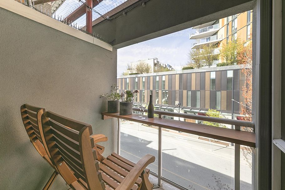 C6 238 E 10th Avenue Vancouver, BC - 15