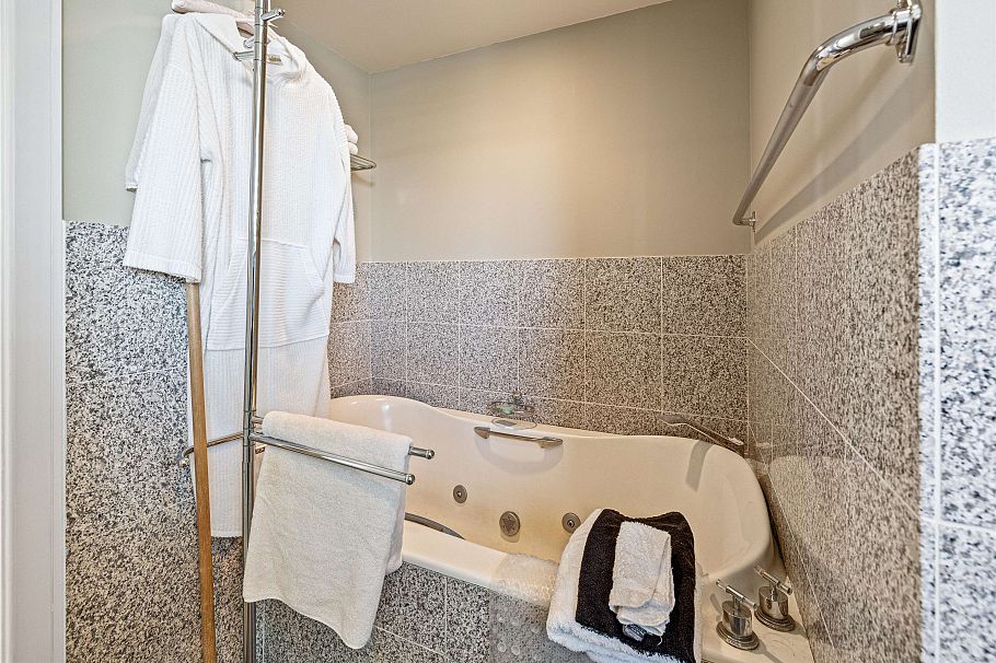 5890 Balsam Street Vancouver, BC - 20