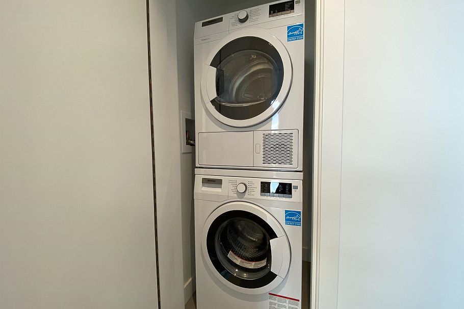 5xx 8181 CHESTER STREET, Vancouver BC V5X 0J9 Vancouver, BC - 10