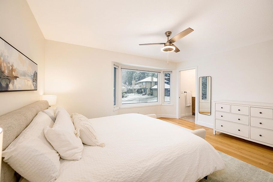 3985 Frames Place North Vancouver, BC - 9