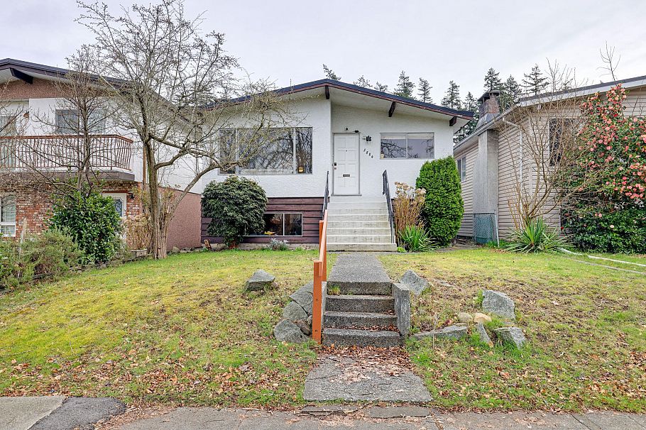 5884 Ormidale Street Vancouver, BC - 1