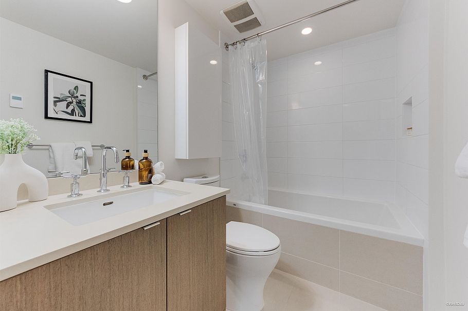 710 111 E 1st Avenue Vancouver, BC - 21