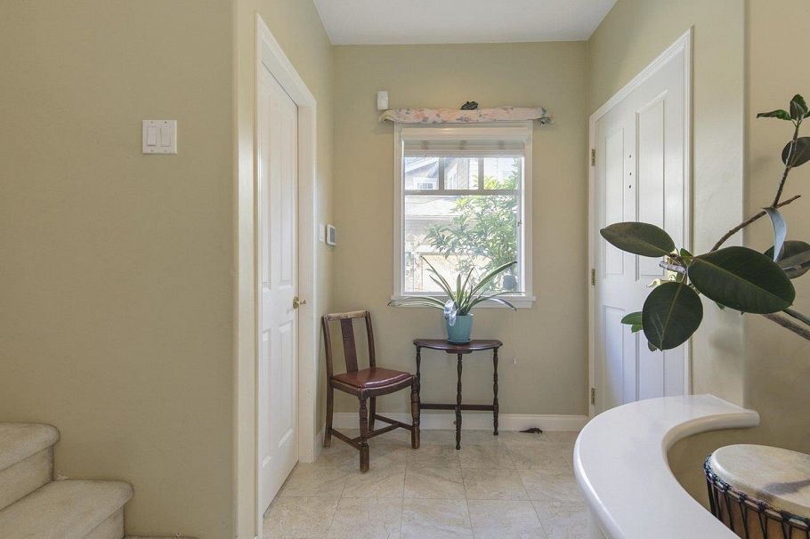 31 5650 Hampton Place Vancouver, BC - 4