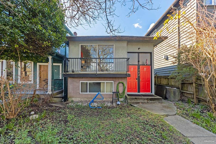 764 E Georgia Street Vancouver, BC - 1