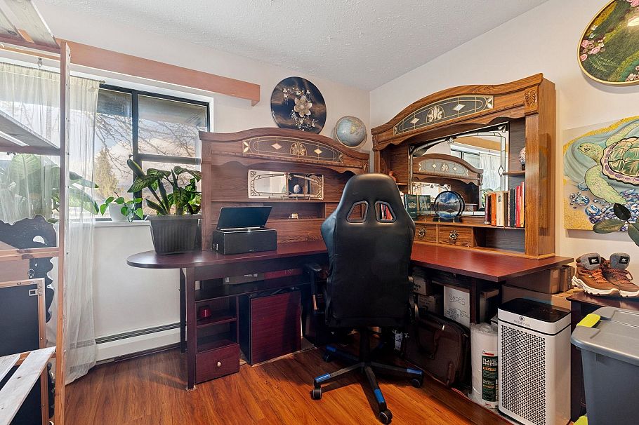 4436 W 11th Avenue Vancouver, BC - 20