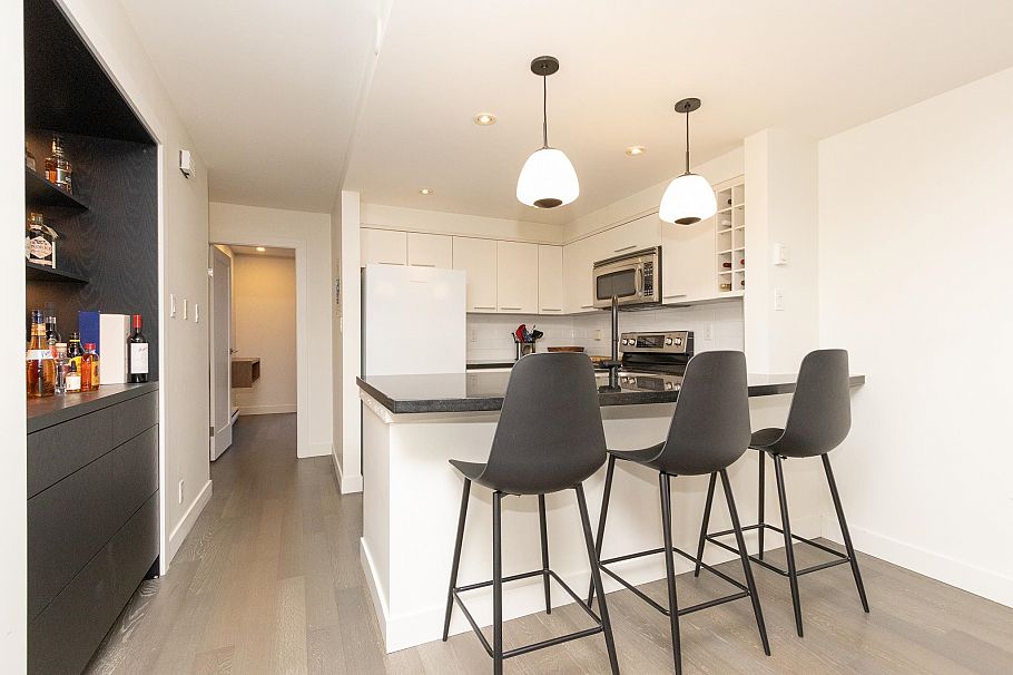 3062 Willow Street Vancouver, BC - 17