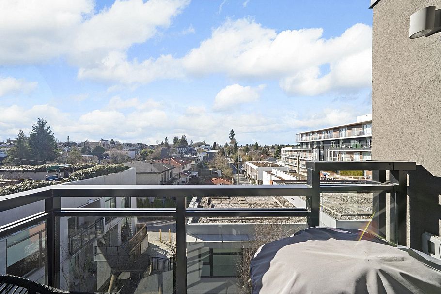 401 4171 Cambie Street Vancouver, BC - 17