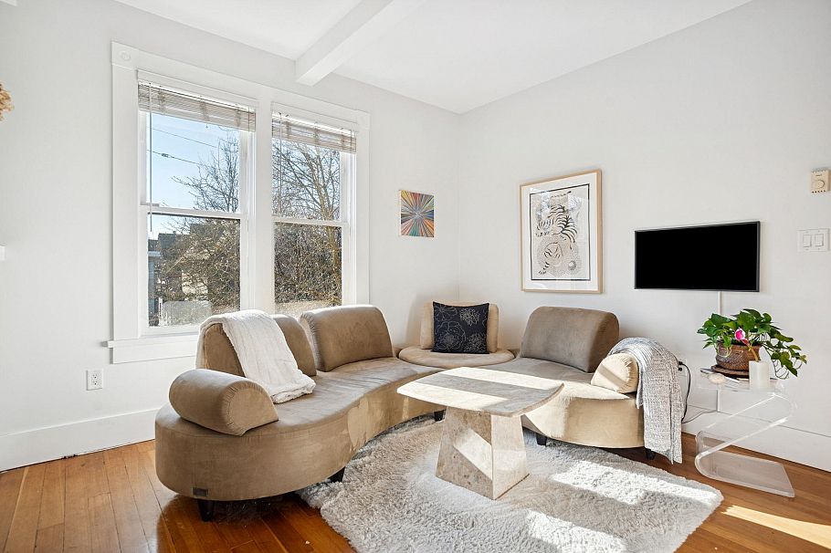 509 Union Street Vancouver, BC - 3