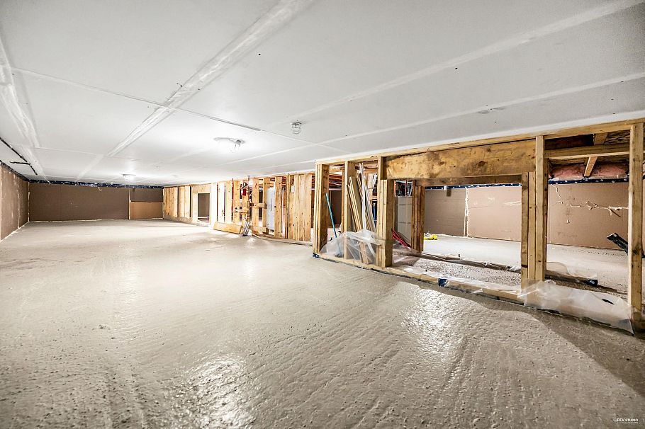 1846 E 37th Avenue Vancouver, BC - 28