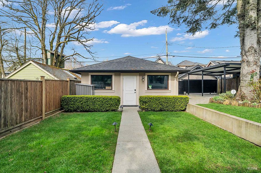 2149 W 46th Avenue Vancouver, BC - 26