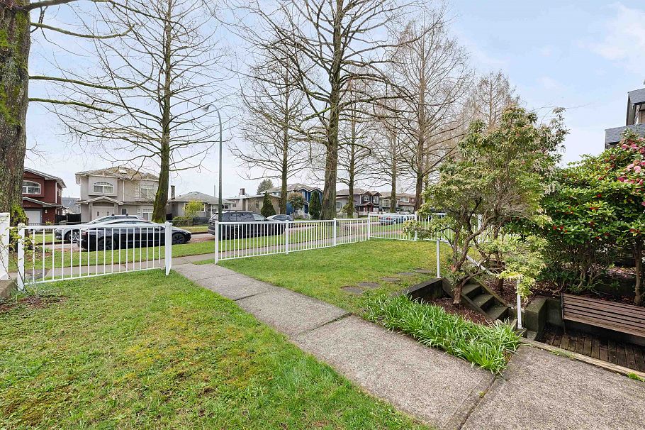 5756 Kerr Street Vancouver, BC - 32