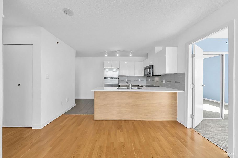 1002 4178 Dawson Street Burnaby, BC - 8