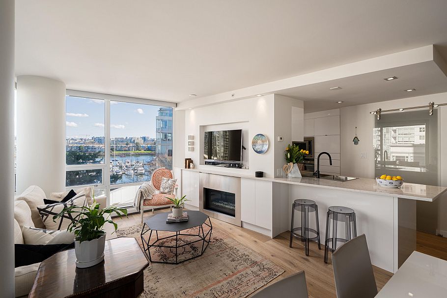 505 1201 Marinaside Crescent Vancouver, BC - 8