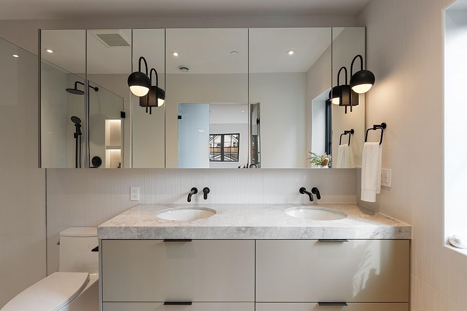 2 240 E 37th Avenue Vancouver, BC - 17