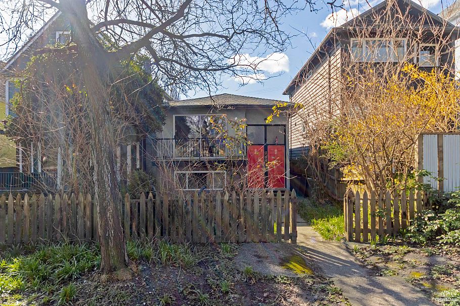 764 E Georgia Street Vancouver, BC - 30