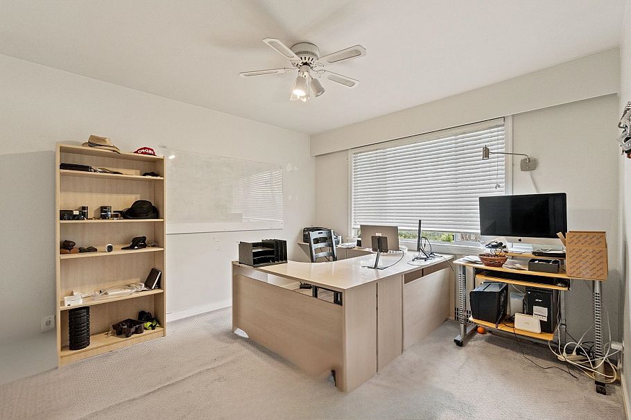 3977 Forest Street Burnaby, BC - 12