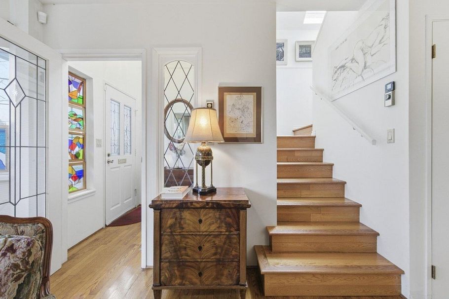 4508 W 12th Avenue Vancouver, BC - 18