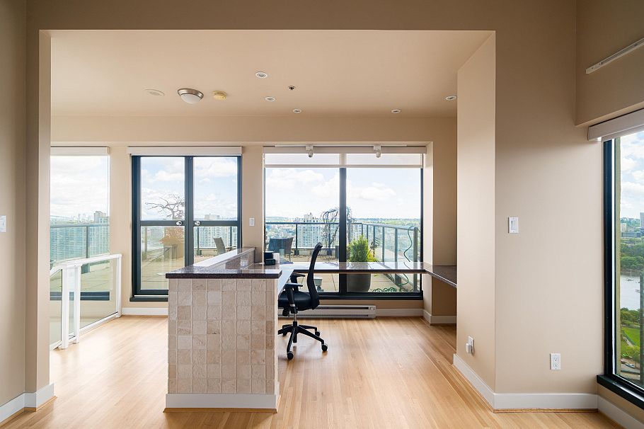 2901 1155 Homer Street Vancouver, BC - 29