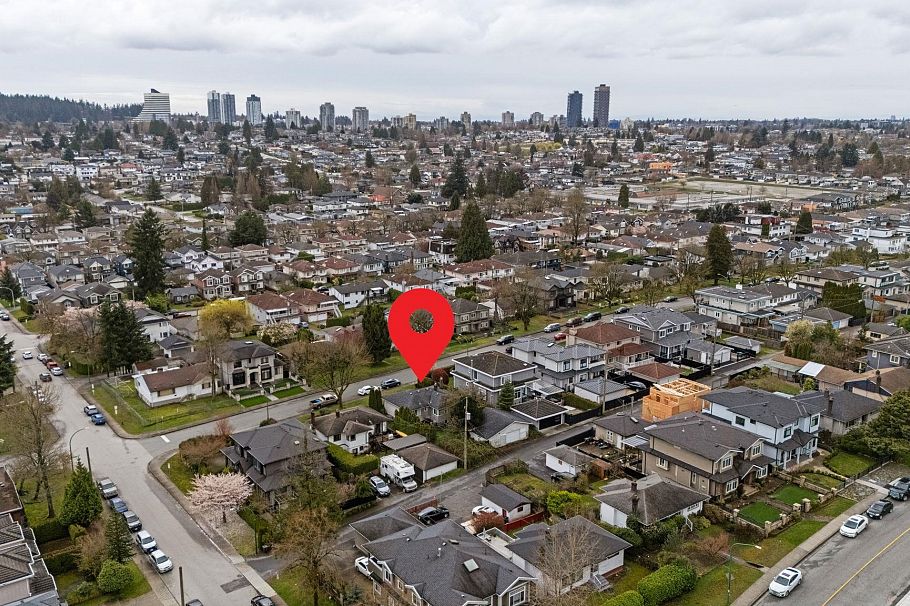 3977 Forest Street Burnaby, BC - 8