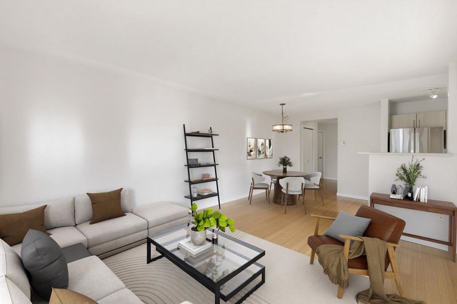 404 3575 Euclid Avenue Vancouver, BC - 1