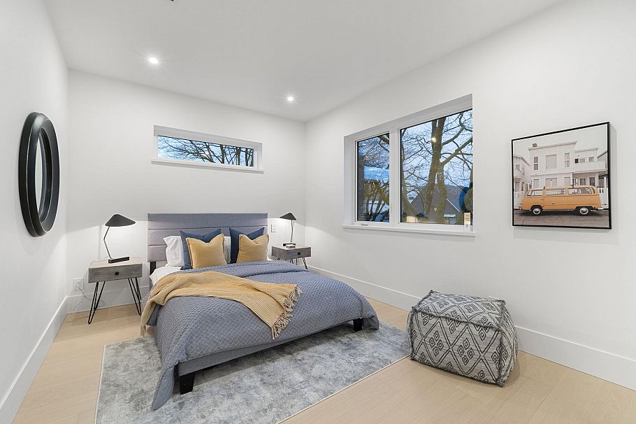 1 1945 E 13th Avenue Vancouver, BC - 9