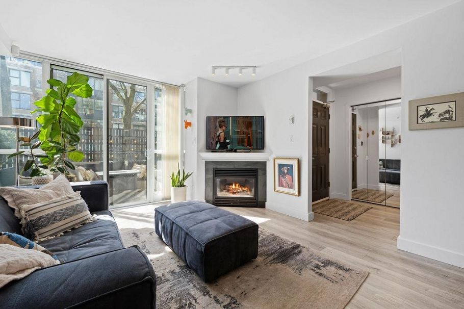 1409 W 6th Avenue Vancouver, BC - 6