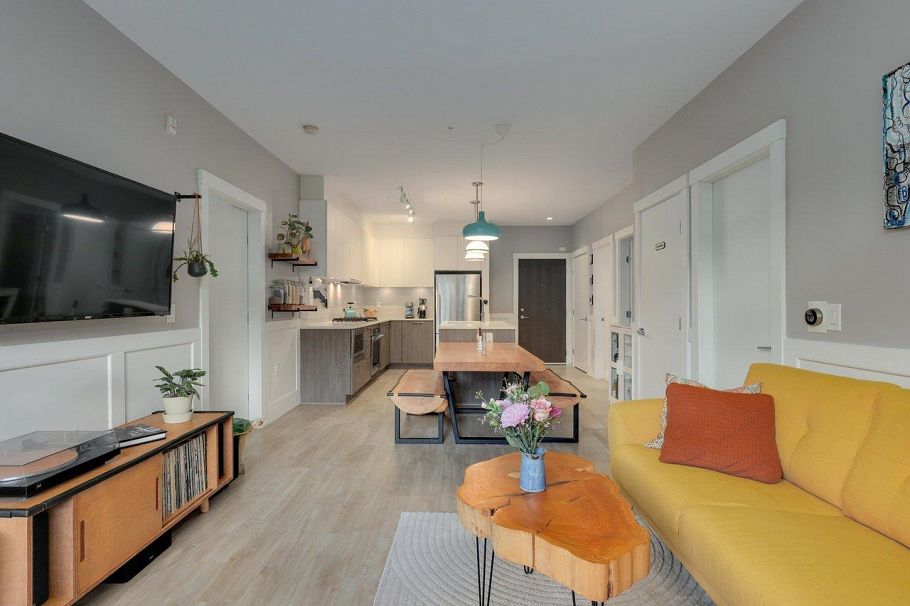 106 625 E 3rd Street North Vancouver, BC - 4