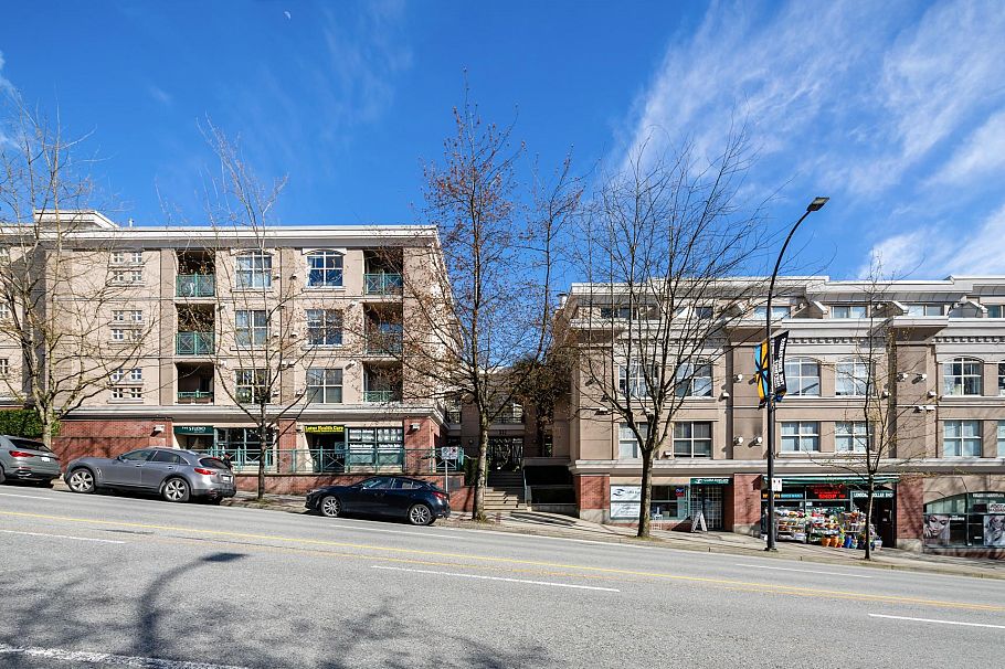 218 332 Lonsdale Avenue North Vancouver, BC - 25