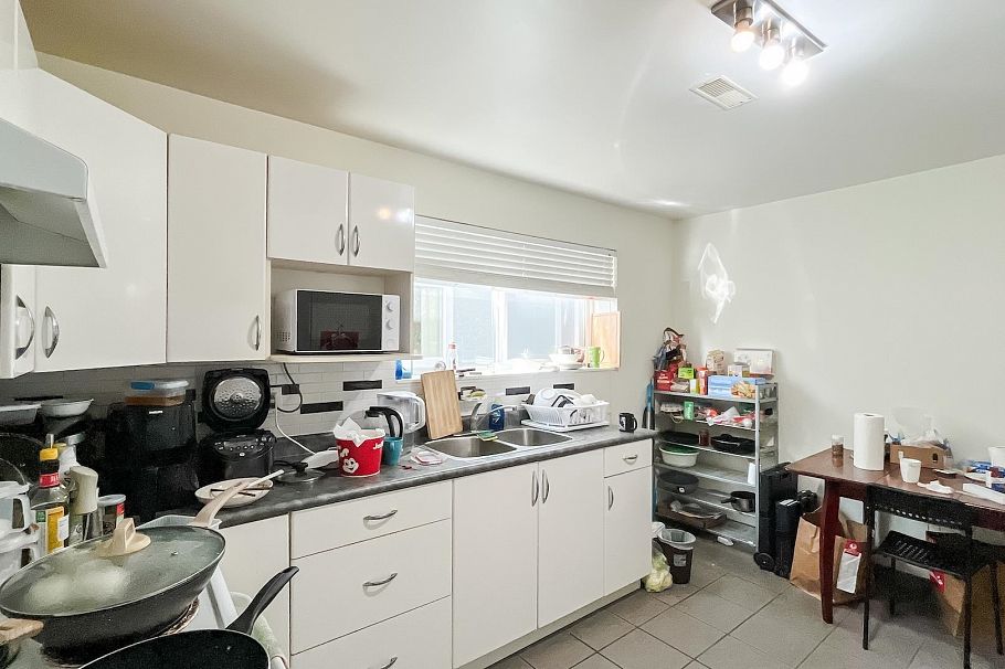 1420 Park Drive Vancouver, BC - 29