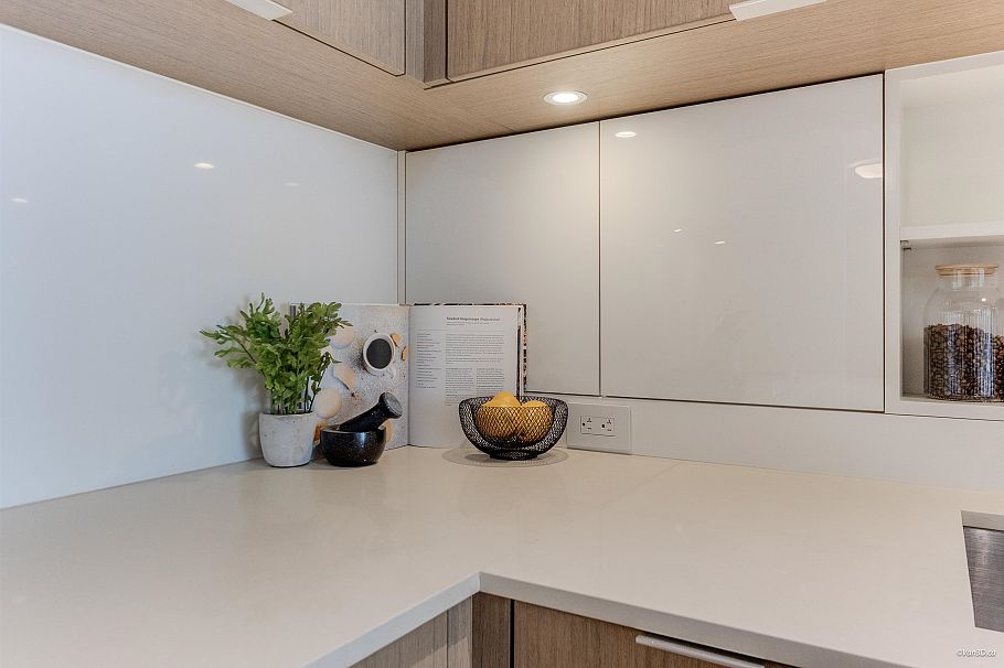 710 111 E 1st Avenue Vancouver, BC - 13