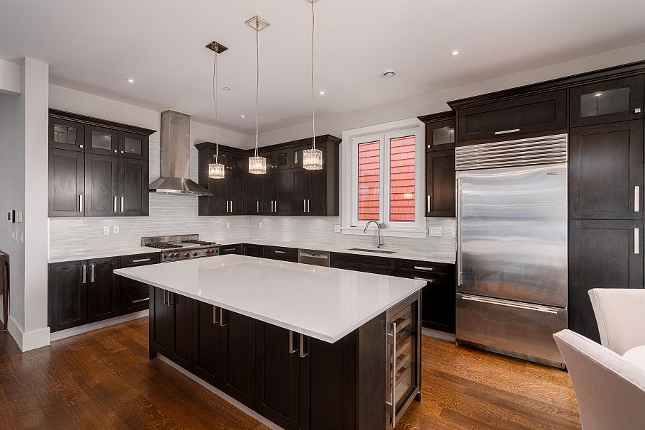 4341 W 3rd Avenue Vancouver, BC - 19