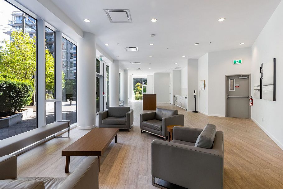 62 W 1st Avenue Vancouver, BC - 19