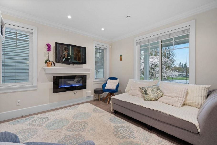 5681 Killarney Street Vancouver, BC - 13