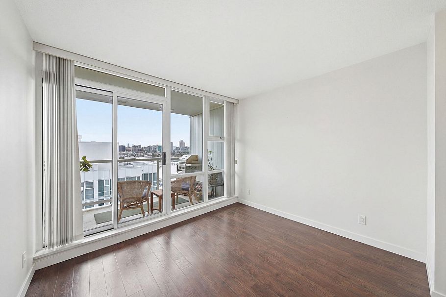 1808 193 Aquarius Mews Vancouver, BC - 33