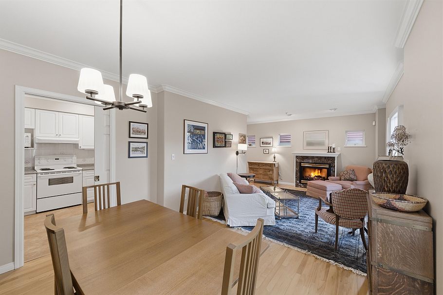 3428 W 7th Avenue Vancouver, BC - 13