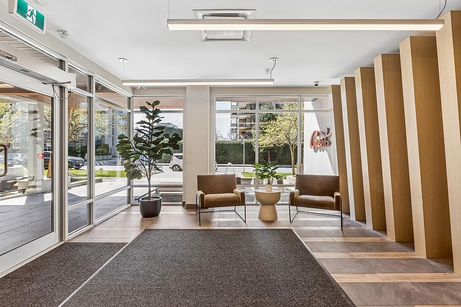 511 108 E 8th Street North Vancouver, BC - 32