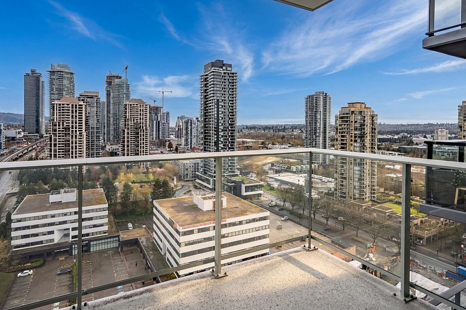 2009 4168 Lougheed Highway Burnaby, BC - 14