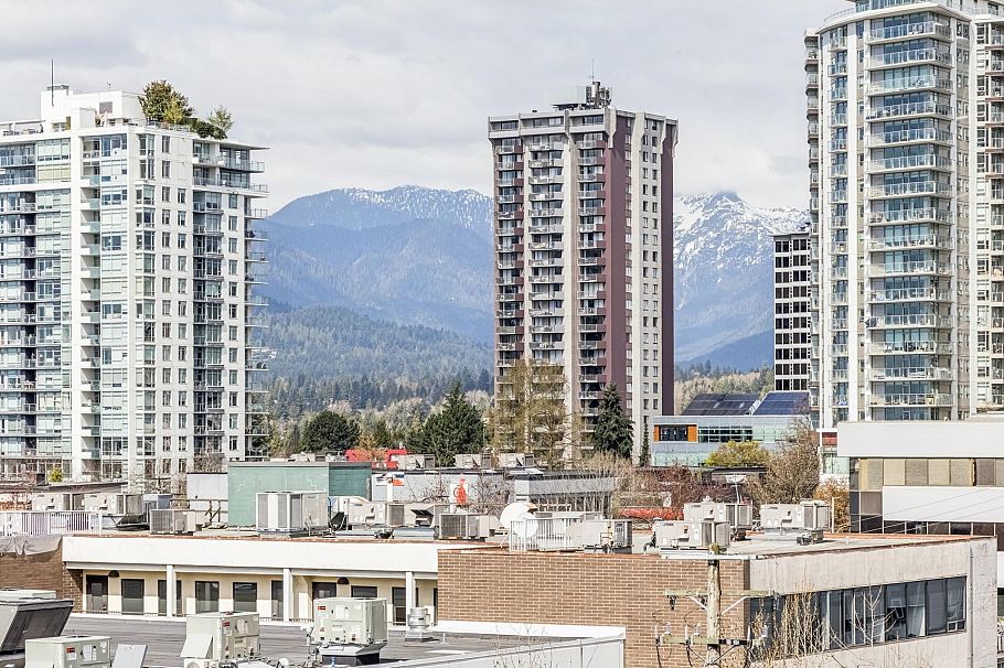 511 108 E 8th Street North Vancouver, BC - 24