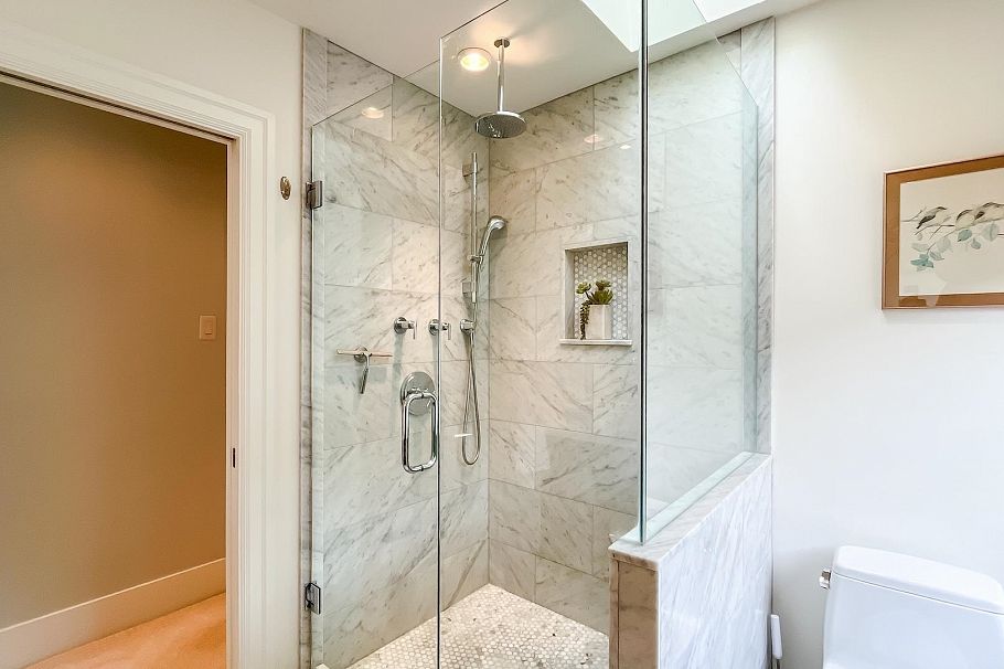 4058 W 31st Avenue Vancouver, BC - 24
