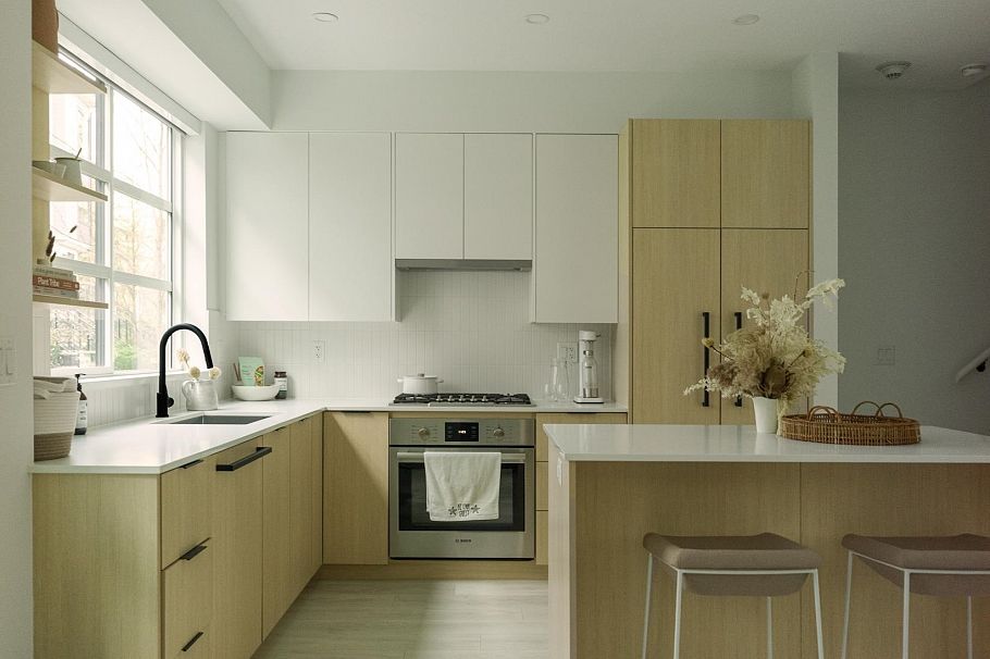 126 2045 Heritage Park Lane North Vancouver, BC - 3